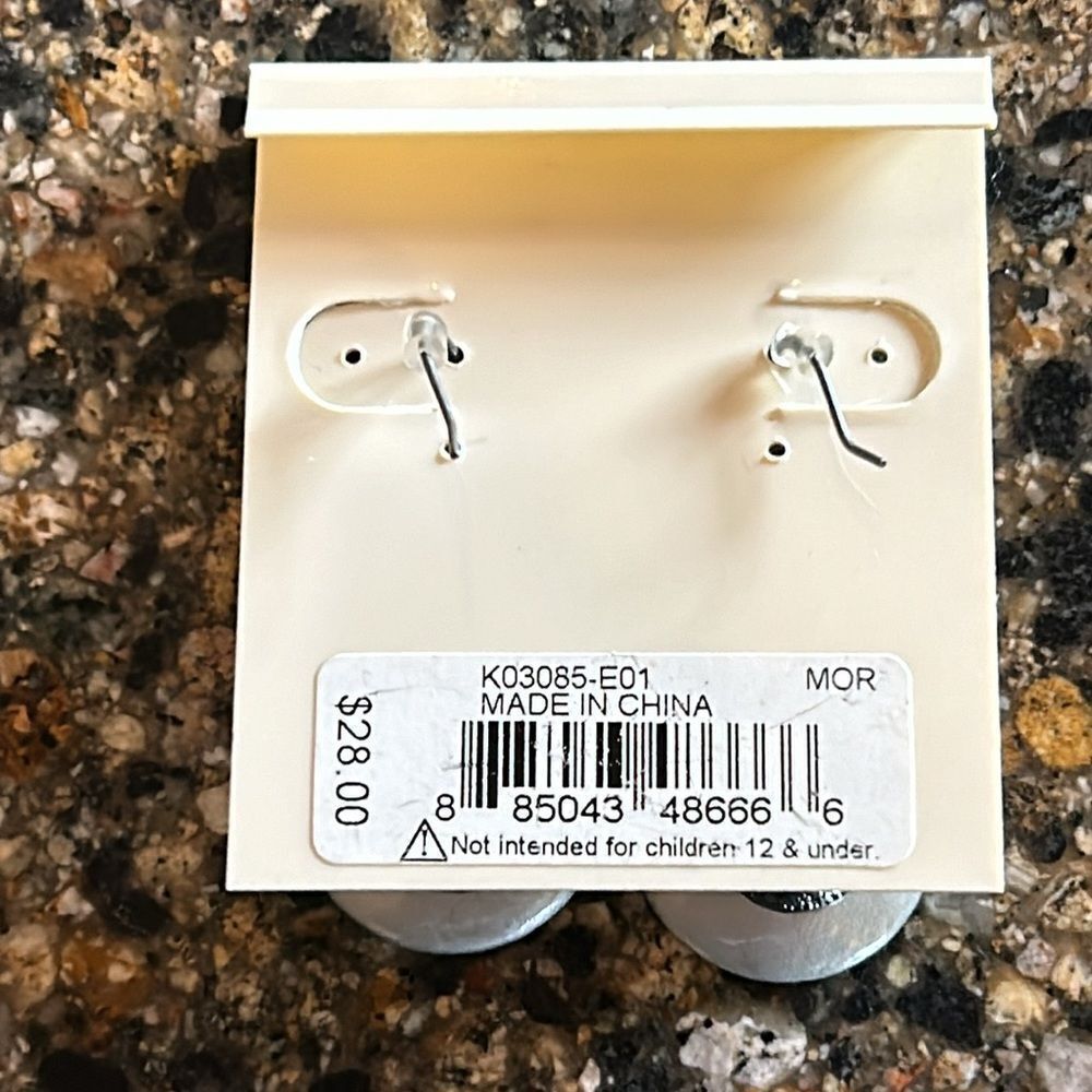 NEW 2 Pair Kenneth Cole and Laura Ashley Earrings Sets - Picture 4 of 6
